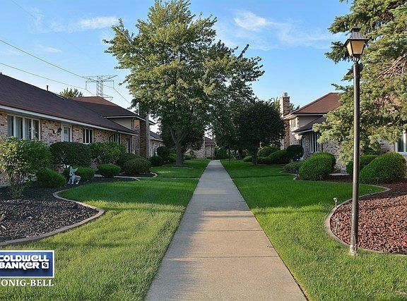 2nd image of 15265 S 74th Ct #15265