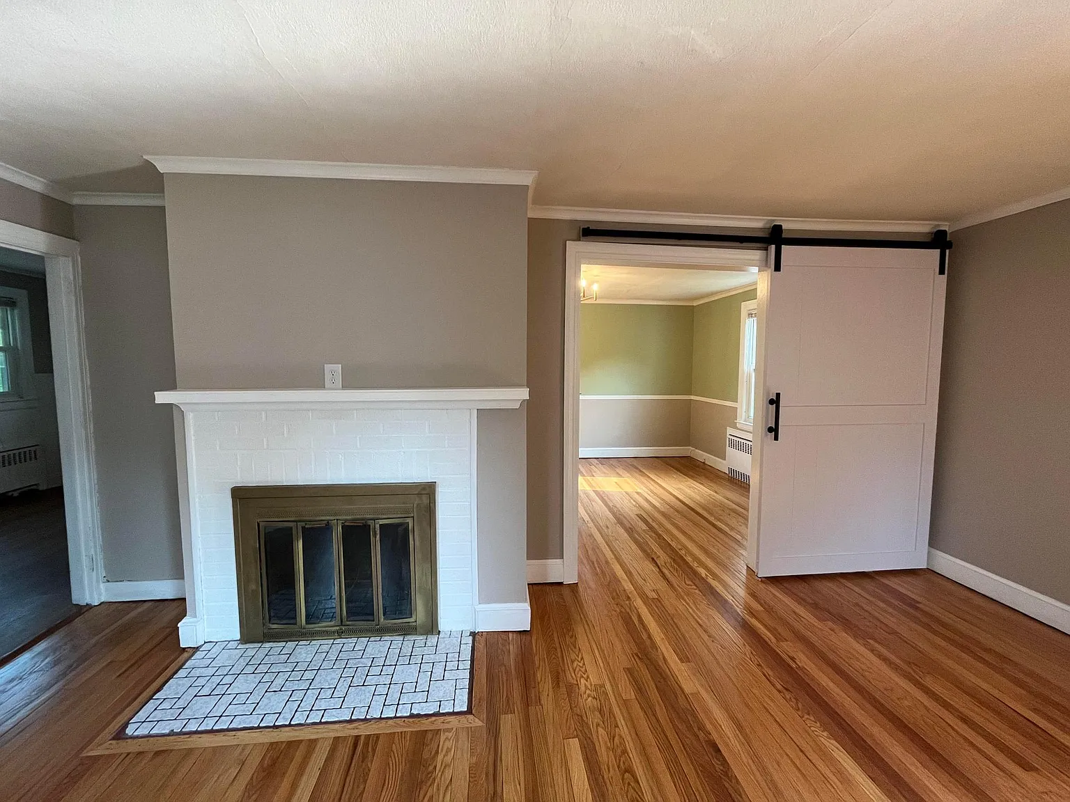 3 bed, 1.5 bath, 1500 sqft, $3,000 — Photo 3