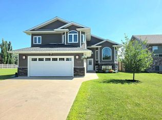 409 W 13th St SE, Slave Lake, AB T0G2A3
