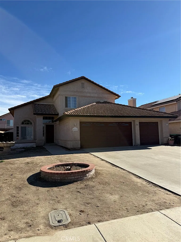 4 bed, 1775 sqft, $2,850 — Photo 3