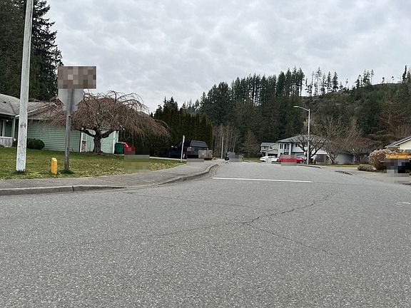 4th image of 107 S Bogart Ave