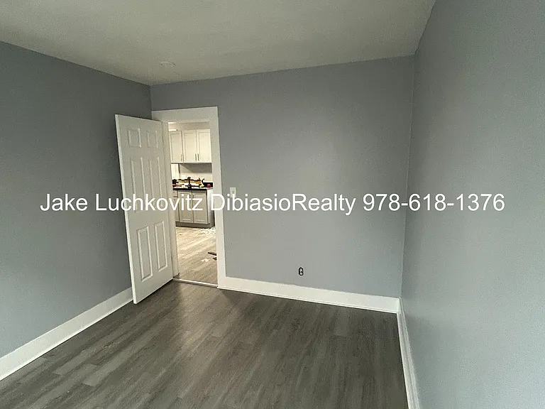 14 Lexington Ter #1A — Photo 8