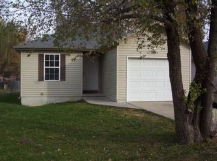 1906 N Hillcrest Ave, Springfield, MO 65802