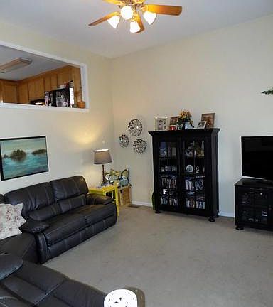 5th image of 311 Edwards Dr