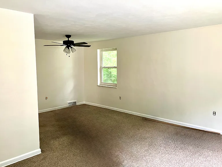 735 Center Ave #2 — Photo 3