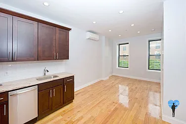 Rented by Next Door Realty NYC
