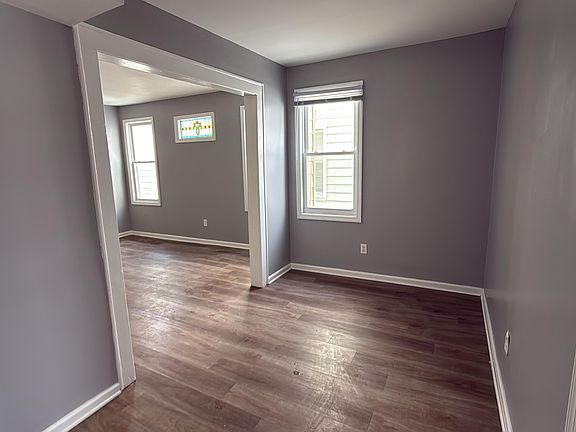 3rd image of 176 Mapes Ave Floor 2
