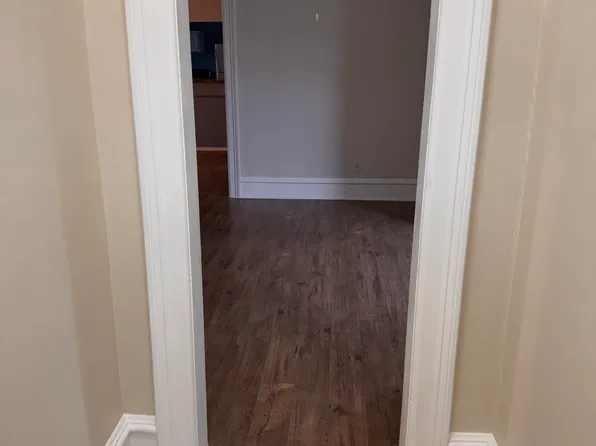 709 E Centerway #1, Janesville, WI 53545