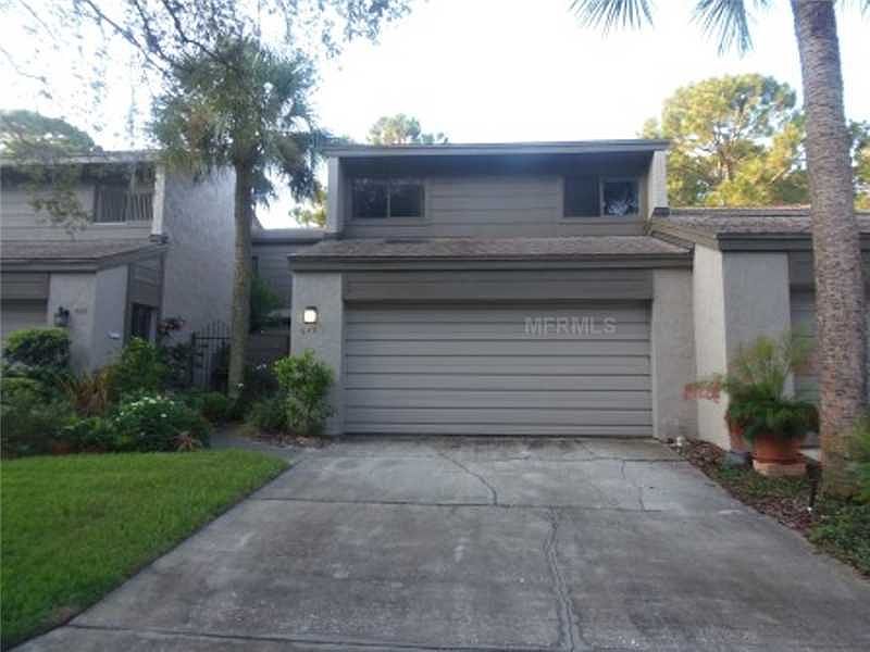 1st image of 643 Woodridge Dr