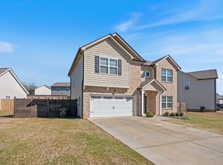 714 Monarchos Bnd, Burns, TN 37029