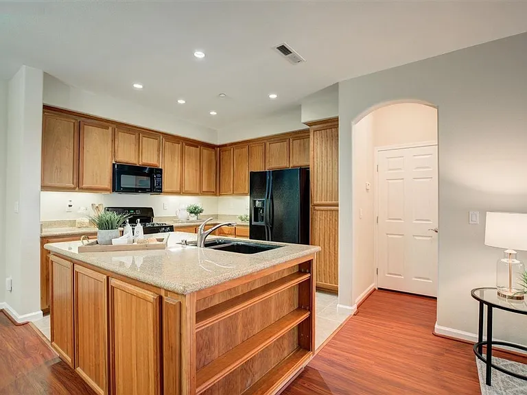 4231 Clarinbridge Cir — Photo 10