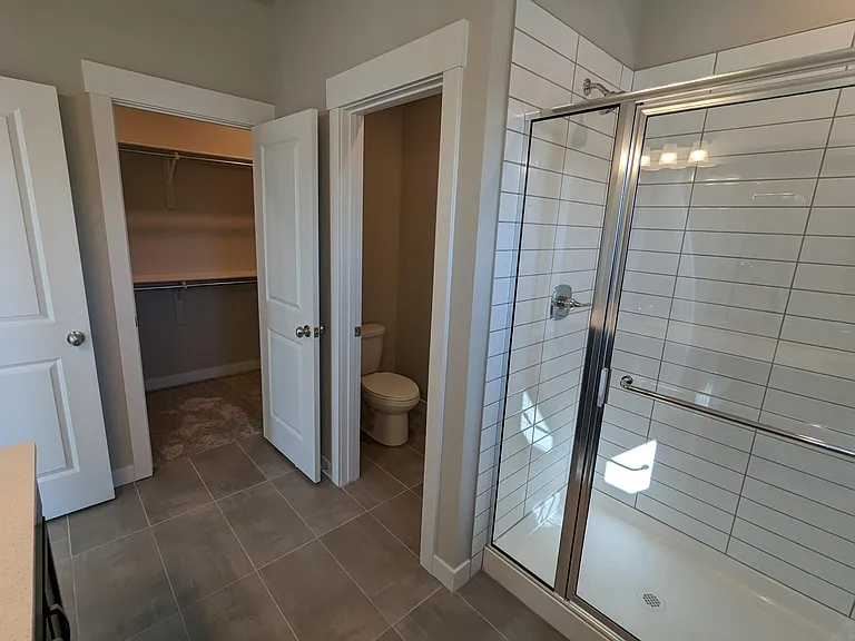 844 Schlagel St #4 — Photo 8