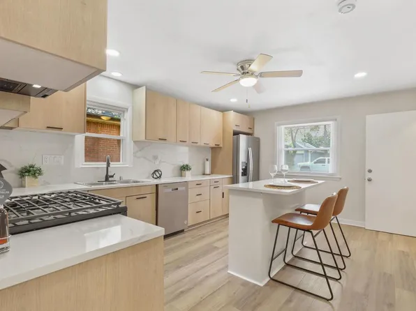 2919 North 54th STREET, Milwaukee, WI 53210