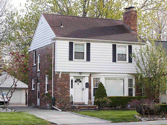2nd image of 1440 Vernier Rd