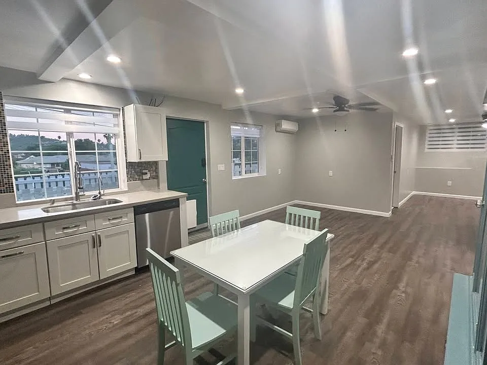 Studio, 650 sqft, $2,500 — Photo 4