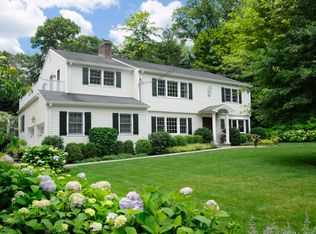 49 Wildwood Dr, Greenwich, CT 06830