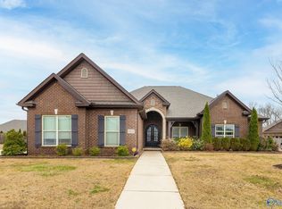 102 Elmswell Ct, Madison, AL 35758