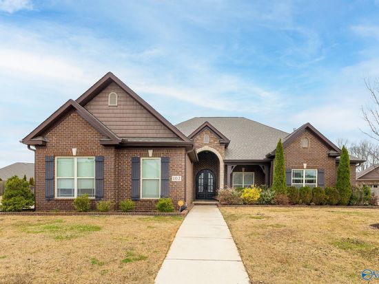 102 Elmswell Ct, Madison, AL 35758