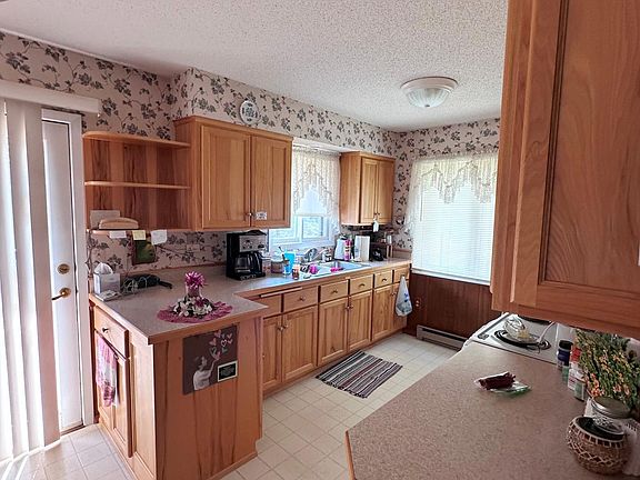 3rd image of 1960 Norway Lake Rd SW