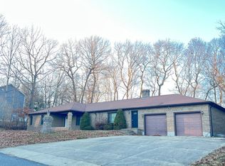 161 Council Rock Rd, Cranston, RI 02921