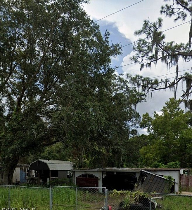 2nd image of 12128 Boca Grande Ave