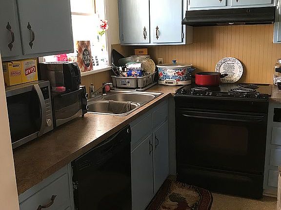 4th image of 903 Chestwood Ave