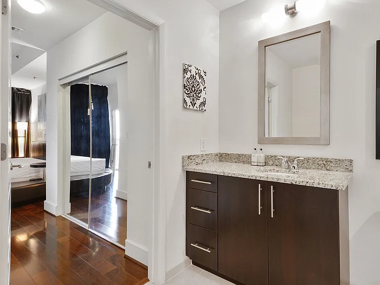 1080 Peachtree St NE #1415FURNISHED — Photo 16