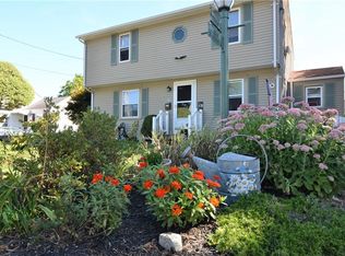 50 Greenpost Ln, Warwick, RI 02889