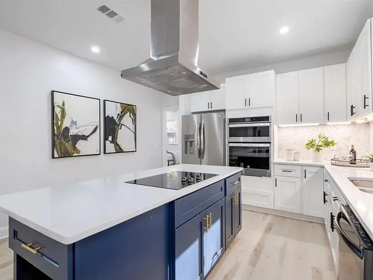 763 Center Hill Ave NW — Photo 9