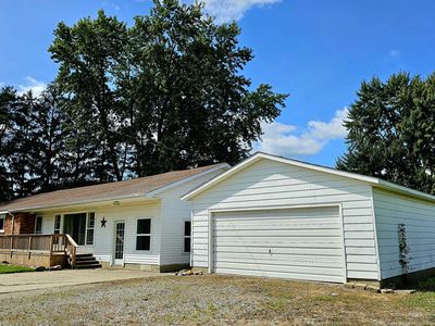 612 W Alice St, Merrill, MI, 48637