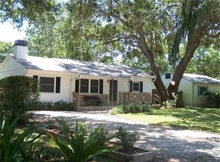 1208 Hull St S, Gulfport, FL 33707