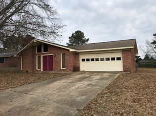 53 Myers Cir, West Point, MS 39773