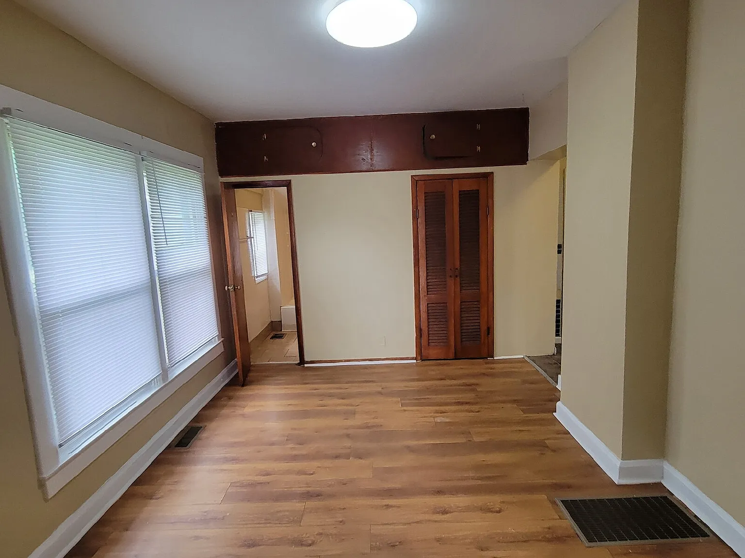 2 bed, $825 — Photo 3