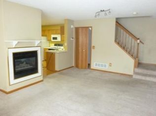 471 Leeward Trl, Woodbury, MN 55129