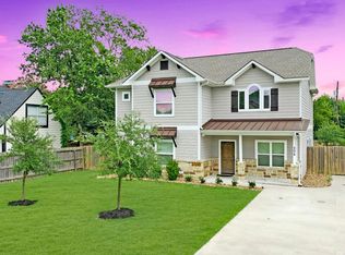 204 Francis Dr, College Station, TX 77840