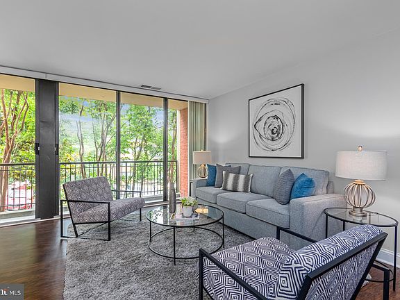 4th image of 16 S Van Dorn St APT 202