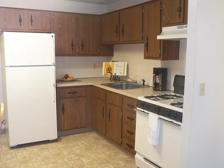Canterbury Apartment Homes — Photo 49
