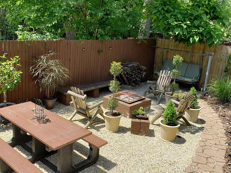 907 Sheridan St #1 — Photo 2