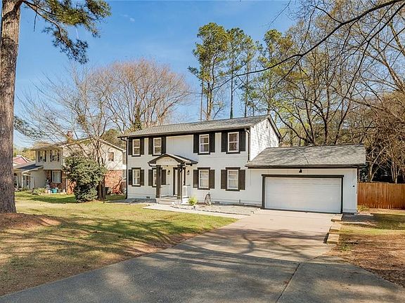 2nd image of 2328 Carnes Rd