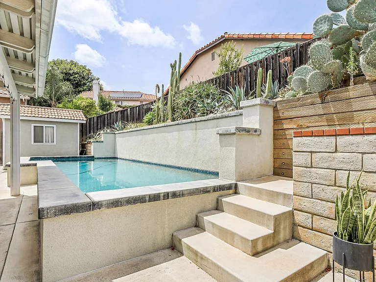 870 Bracero Pl — Photo 32