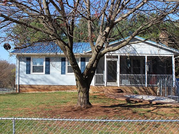 5th image of 102 Dinlake Ct