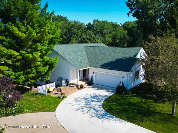 15123 Classic Dr #49, Bath, MI 48808