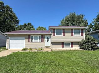 1315 Providence Ct, Mishawaka, IN 46544
