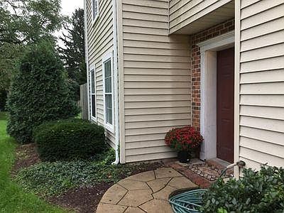 Private Side Entrance