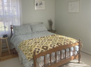 1708 Chandler Rd, Ann Arbor, MI 48105