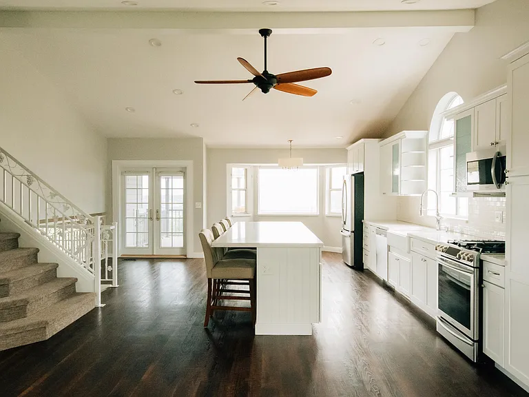 3807 N 2525 E — Photo 13