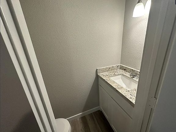 3rd image of 3600 Pearl St