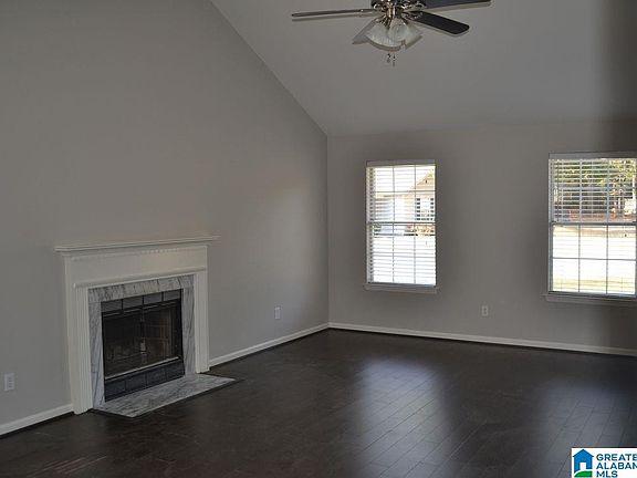 4th image of 2926 Dublin Dr N
