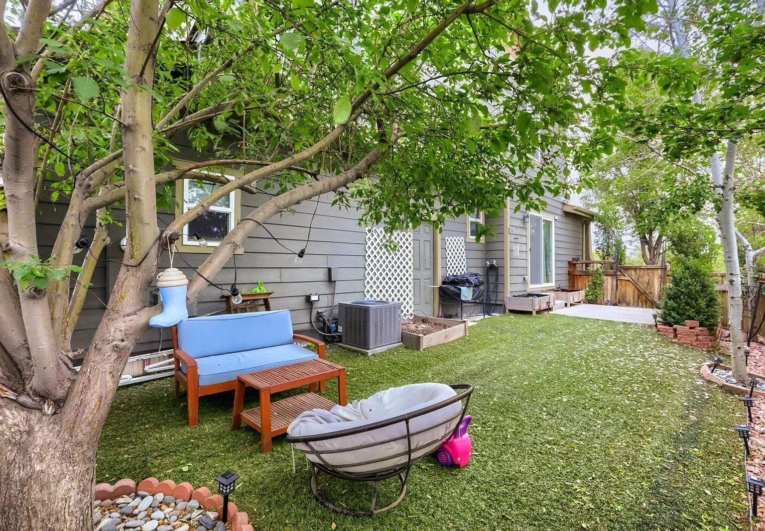 3 bed, 3.0 bath, 1512 sqft, $2,850 — Photo 2