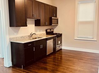 1726 W 19th St #3F, Chicago, IL 60608